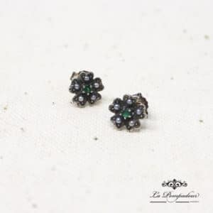 Boucles d'oreilles émeraudes et perles